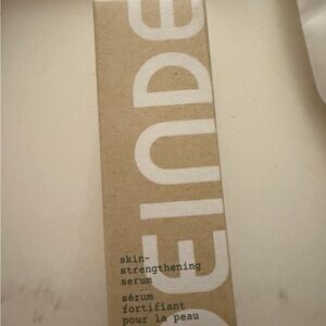 Skin-Strengthening Serum deinde
